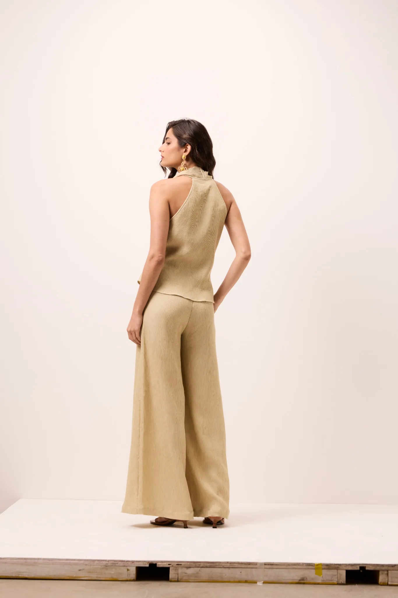 Calça Pantalona Linen Ostra Areia - Imagem 2