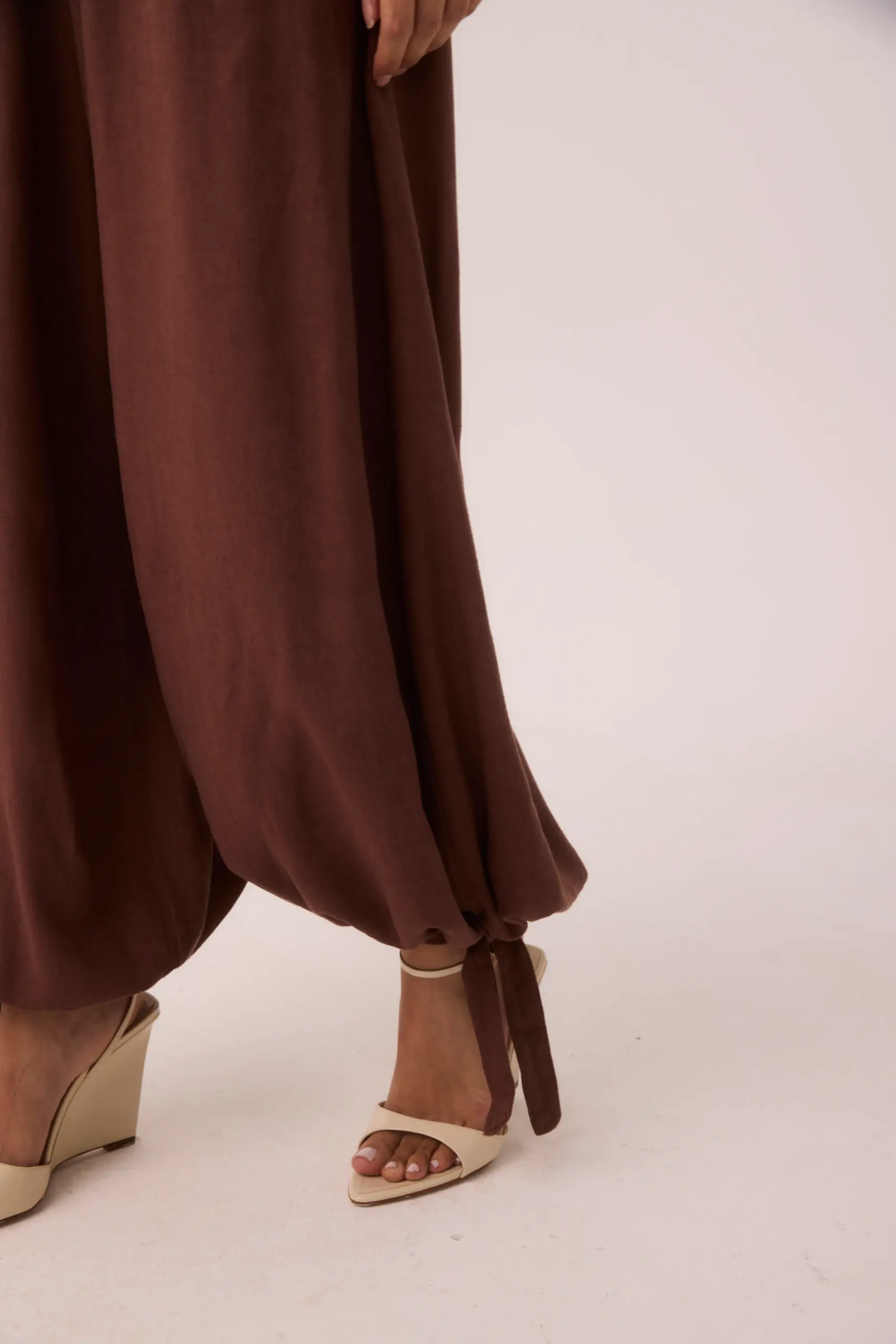 Calça Aladim Linho Misto Marrom - Imagem 3