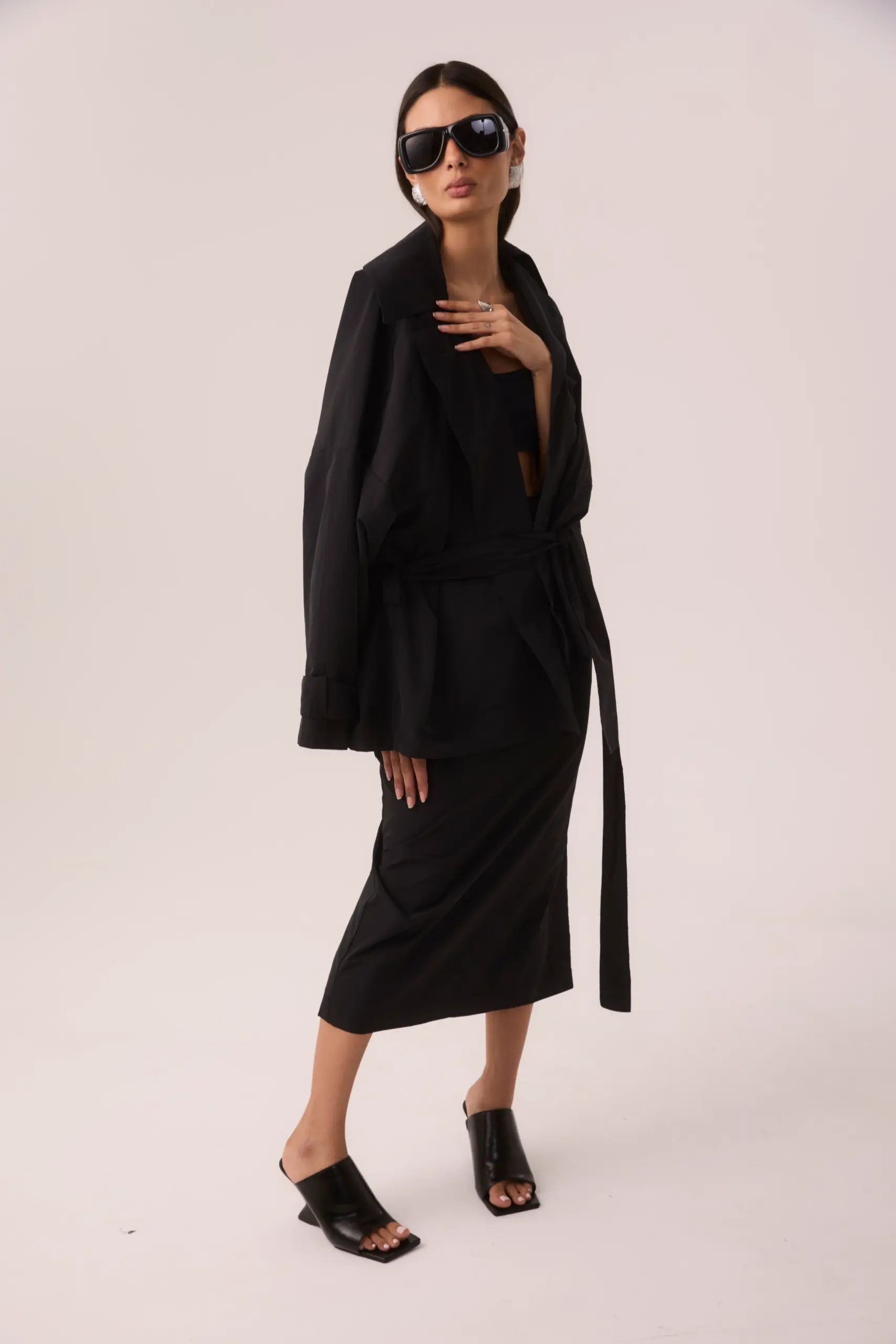 Casaco Trenchcoat Curto Corta Vento Preto - Imagem 5
